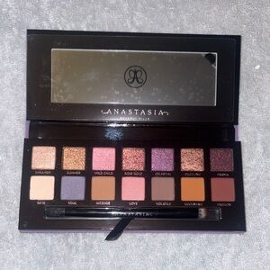 Anastasia Beverly Hills Norvina Eyeshadow Palette